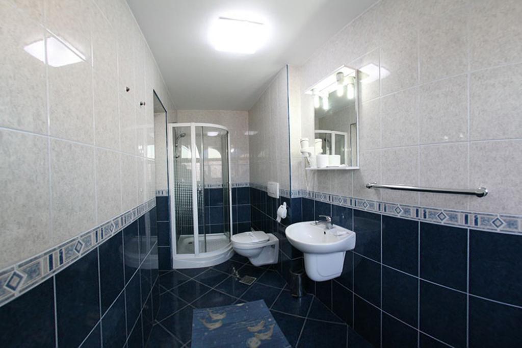 Pensiunea Soferul Norocos Bacău Quarto foto